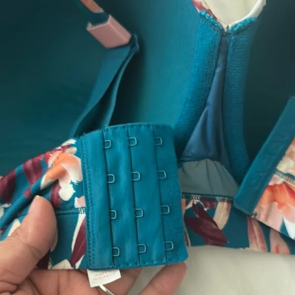 Cacique Blue and Pink Floral Bra Intimates & Sleepwear - Picture 4 of 8